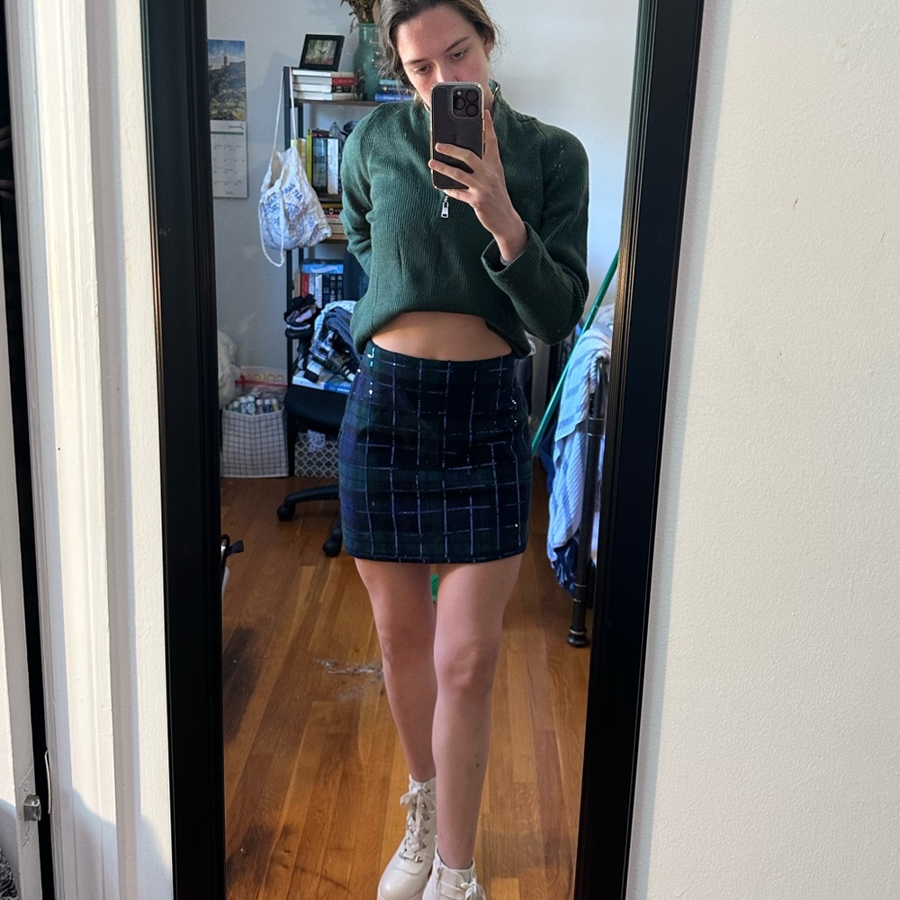 Vineyard Vines Holiday Print Sequin Skirt